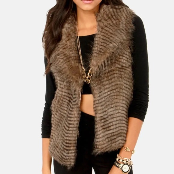 Jack by BB Dakota | Taupe Faux Fur Vest I Size: XSmall - Picture 1 of 9